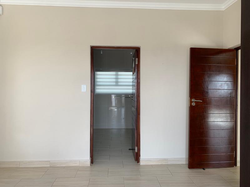 3 Bedroom Property for Sale in Wavecrest Eastern Cape